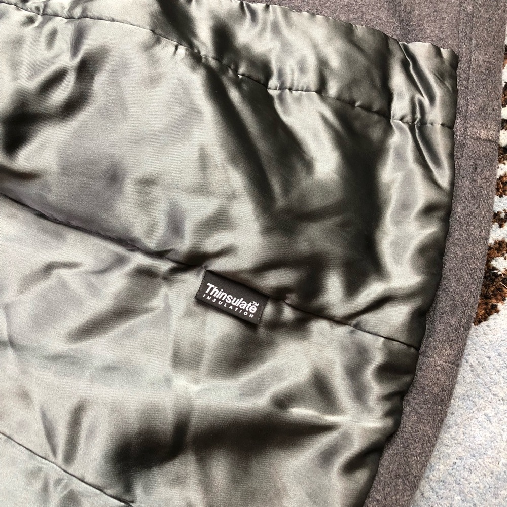 LL Bean Gray Women’s Wool 3 Button Coat Small - Picture 8 of 8